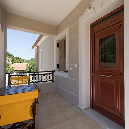 Vilatoria Guesthouse Agia Thekli Exteriör bild