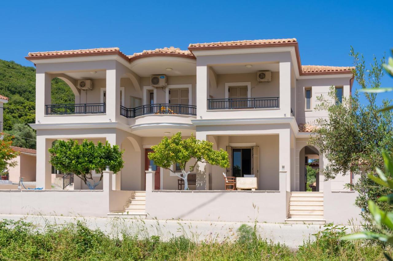 Vilatoria Guesthouse Agia Thekli Exteriör bild