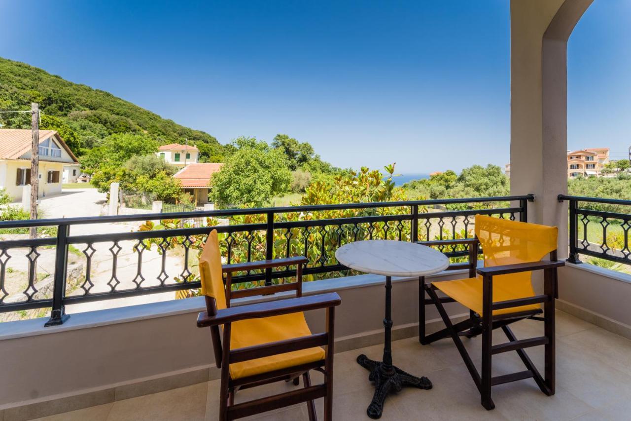 Vilatoria Guesthouse Agia Thekli Exteriör bild
