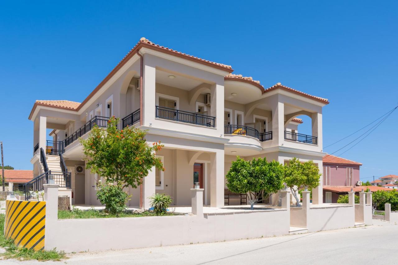 Vilatoria Guesthouse Agia Thekli Exteriör bild