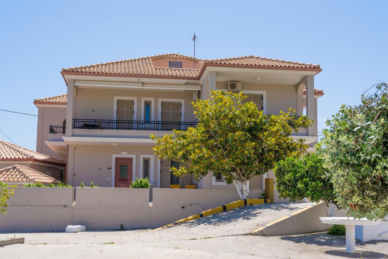 Vilatoria Guesthouse Agia Thekli Exteriör bild